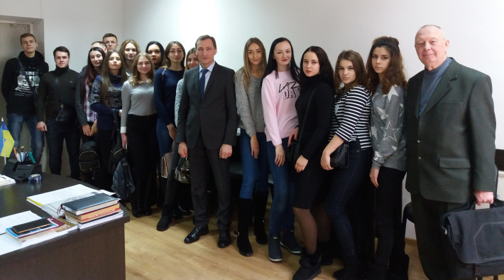 До Господарського суду Дніпропетровської області завітали юні правники