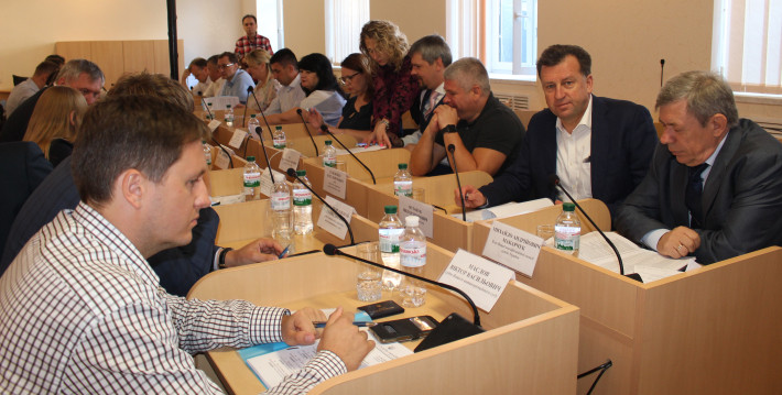 ​Рада суддів України звернулася до ВККС України захистити професійні права діючих суддів