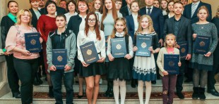 Урочиста церемонія нагородження переможців Всеукраїнського конкурсу малюнку та твору серед учнів на тему: 