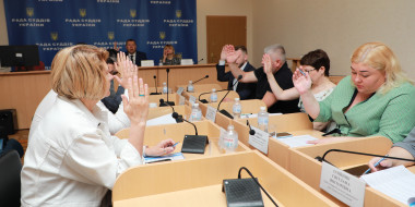 Рада суддів України оприлюднила автобіографії та мотиваційні листи кандидатів на посади суддів КСУ