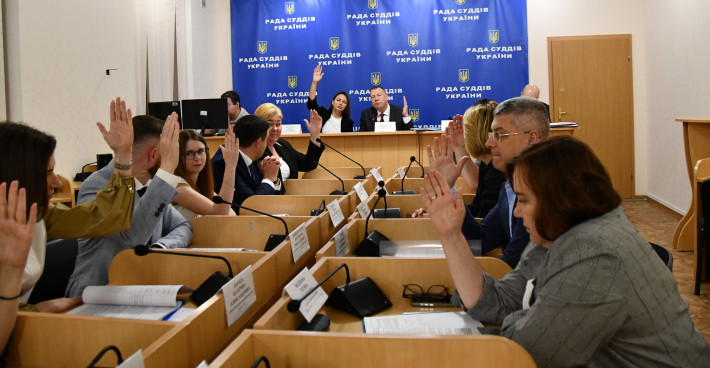 Рада суддів України встановила відповідність осіб, які виявили намір стати суддями Конституційного Суду України