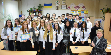 У співпраці з МОН України та Комунікаційним комітетом системи правосуддя відбуваються навчально-виховні заходи для школярів