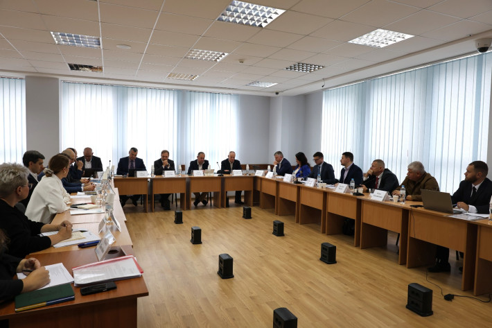 У ВККС України відбулось публічне обговорення проєкту Положення про регулярне оцінювання судді